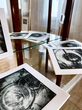 Carica l'immagine nel visualizzatore di Gallery, Coffee Omen 07 / 18.18.08.32